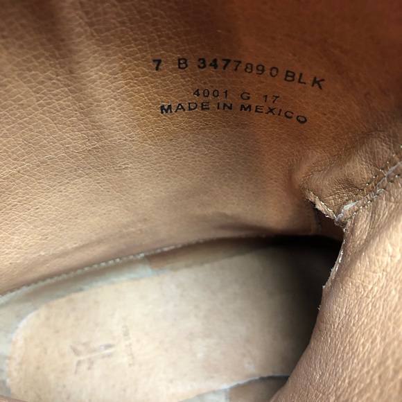 Frye Melissa stud short boots black size 7 (#A18) - Picture 8 of 8